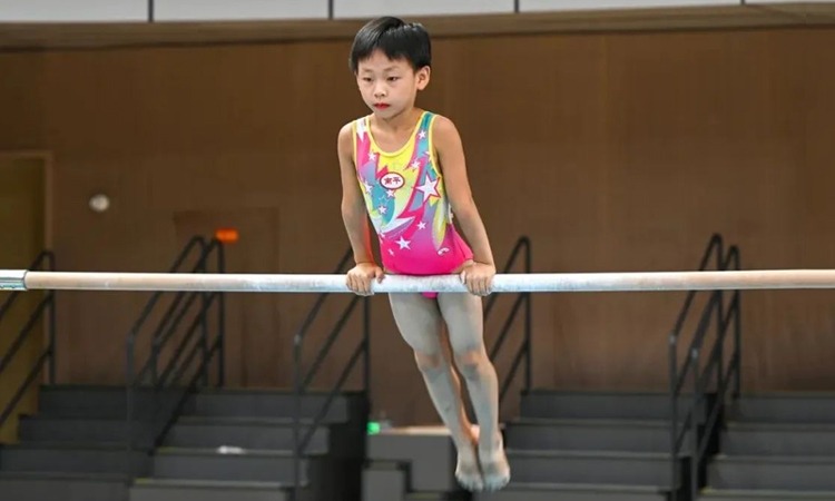 阿隆索和萨拉赫到底谁先离开球队？阿隆索看起来离开皇马会早一些