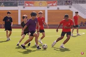 一场120-119让湖人逃过一劫！重回西部第四，詹姆斯绝杀救赎