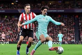 曼联关闭员工食堂，我懂球迷锐评：降本增笑+致敬楚云飞！