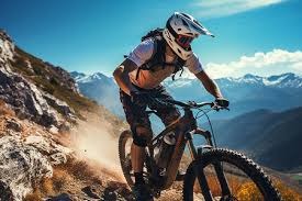 小吧译言家｜夏窗倒计时！不会“卖人”的曼联，卡在了重建第一步